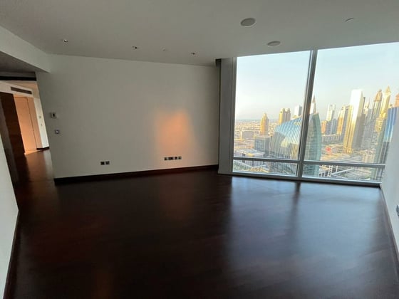 Chiller Free | Opera View | Study Room | Vacant, picture 6