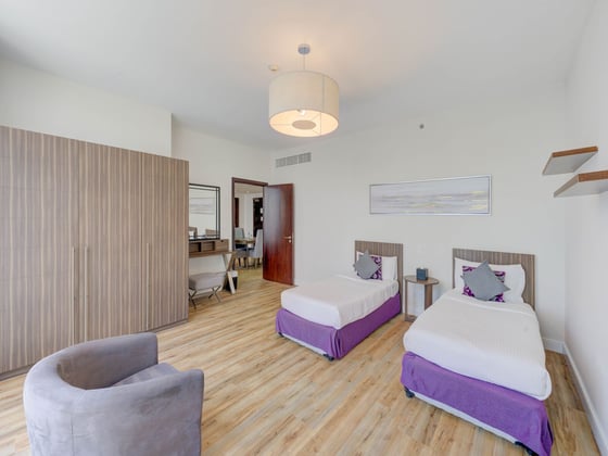 All Bills Included | Next to Metro | Low Deposit, picture 13