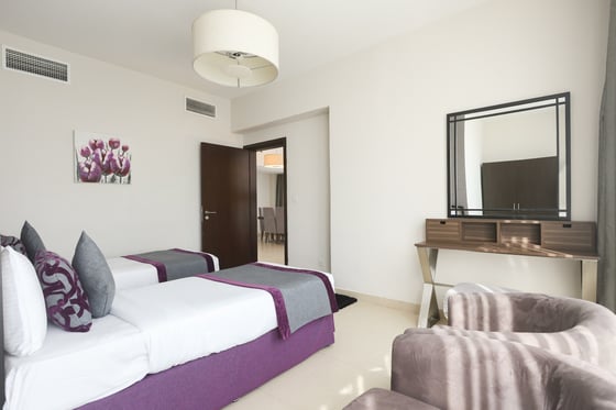 All Bills Included | Next to Metro | Low Deposit, picture 14