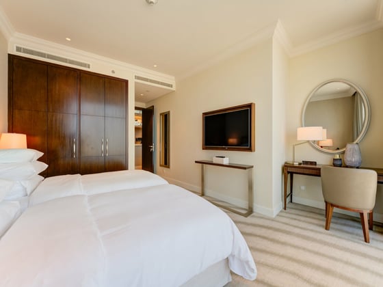 Iconic Views | Fully Furnished | Luxury Living, picture 10