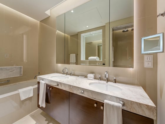 Iconic Views | Fully Furnished | Luxury Living, picture 11