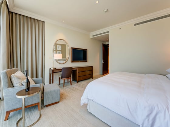Iconic Views | Fully Furnished | Luxury Living, picture 8