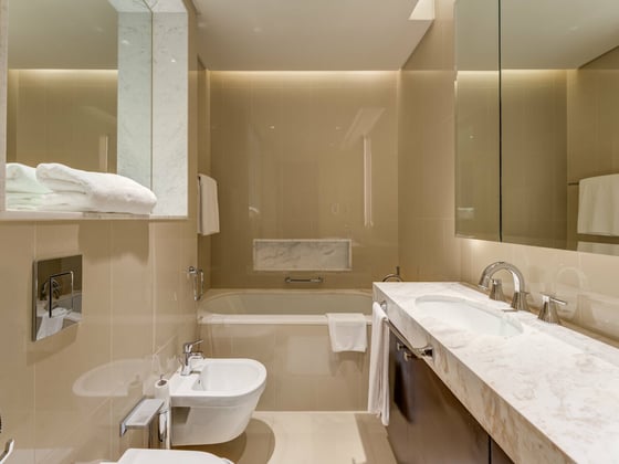 Iconic Views | Fully Furnished | Luxury Living, picture 12