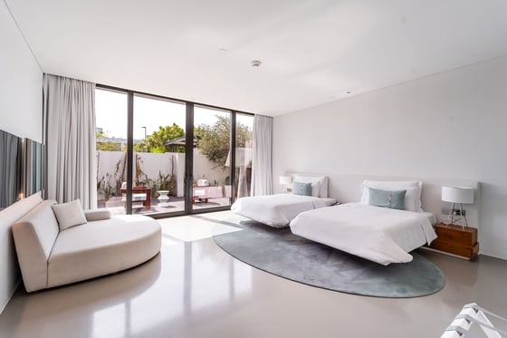 Ultra Luxury | Exclusive Living | Private Beach, picture 9