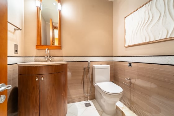 Unique Custom Interior | Panoramic Fountain view, picture 11