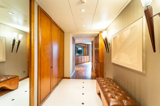 Unique Custom Interior | Panoramic Fountain view, picture 9