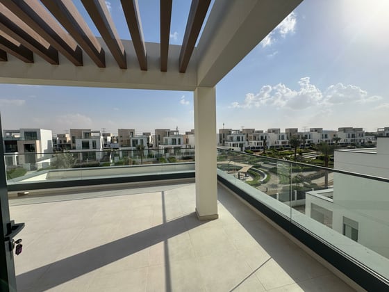 Park  Backing  |  Brand  New  |  Spacious, picture 14