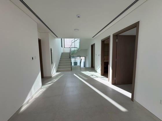 Park  Backing  |  Brand  New  |  Spacious, picture 8
