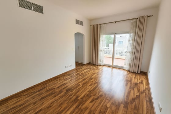 Single Row | Fully Upgraded | Lake Views, picture 9