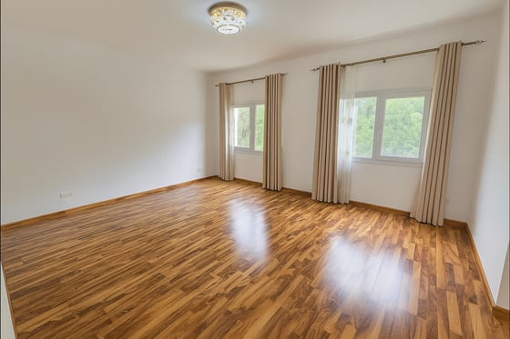 Single Row | Fully Upgraded | Lake Views, picture 7