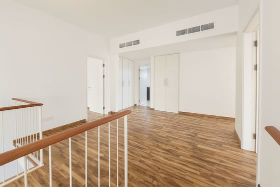 Single Row | Fully Upgraded | Lake Views, picture 6