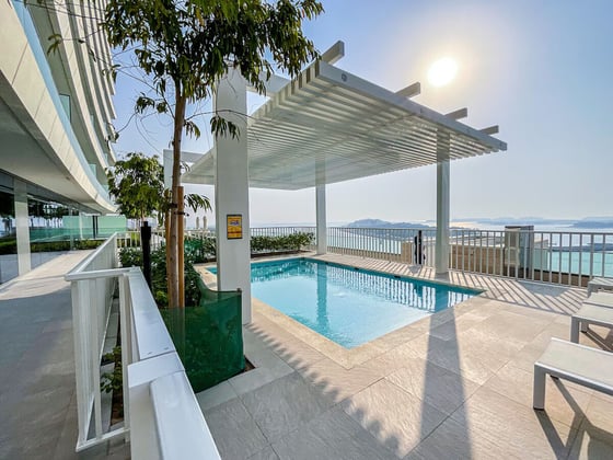 Palm and Marina Views | Beach Access | Corner Unit, picture 23