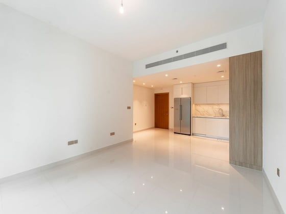 Palm and Marina Views | Beach Access | Corner Unit, picture 2