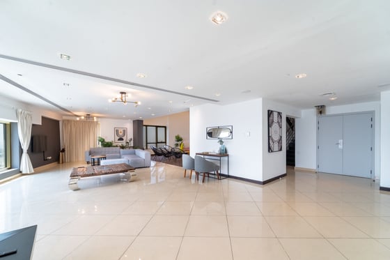Upgraded Duplex Penthouse | Vacant | Private Pool, picture 5