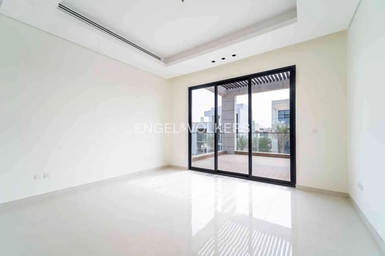 Brand New | Infinity Pool | Vacant | 5 Beds, picture 42