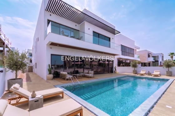 Brand New | Infinity Pool | Vacant | 5 Beds, picture 19