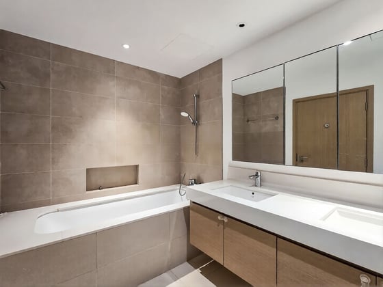 Full Park Views | Available | Large Layout, picture 9