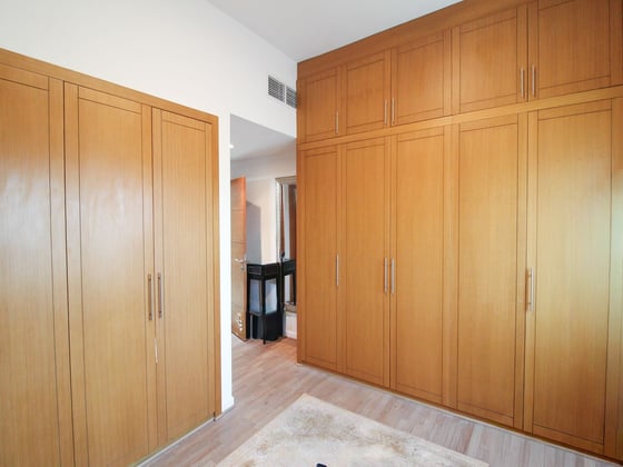 Single Row | Upgraded Flooring | Vacant., picture 14