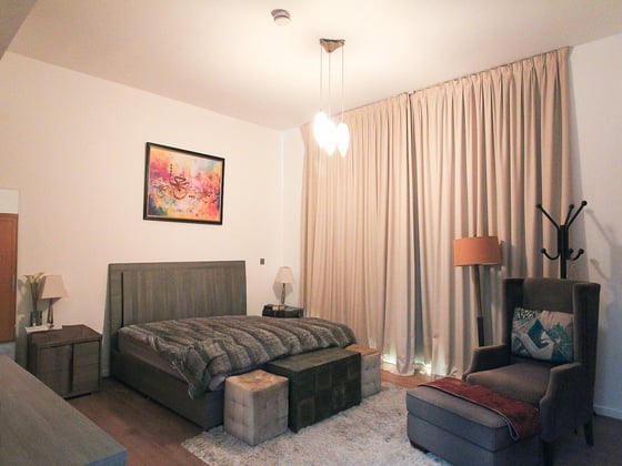 Single Row | Upgraded Flooring | Vacant., picture 12