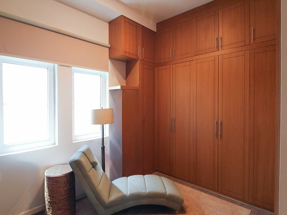 Single Row | Upgraded Flooring | Vacant., picture 16