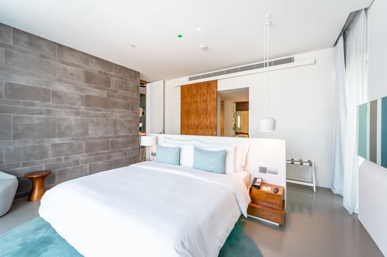 Private Beach and Pool | 5* Luxury | Hotel Living, picture 10