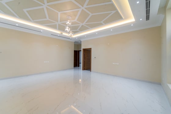 2 Twin Villas | Expansive Layout | Prime Location, picture 9