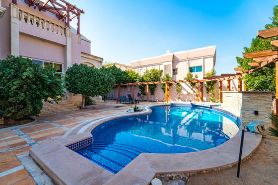 Uniquely Classic Villa |  Premier Location | GCC, picture 23