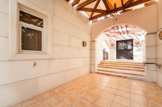 Uniquely Classic Villa |  Premier Location | GCC, picture 25