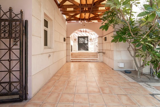Uniquely Classic Villa |  Premier Location | GCC, picture 26
