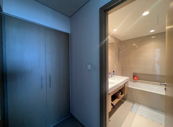 Full Creek Tower View | Available | Large Layout, picture 11