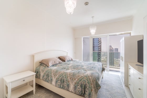 FULL MARINA VIEW  | VACANT | HIGH FLOOR., picture 9