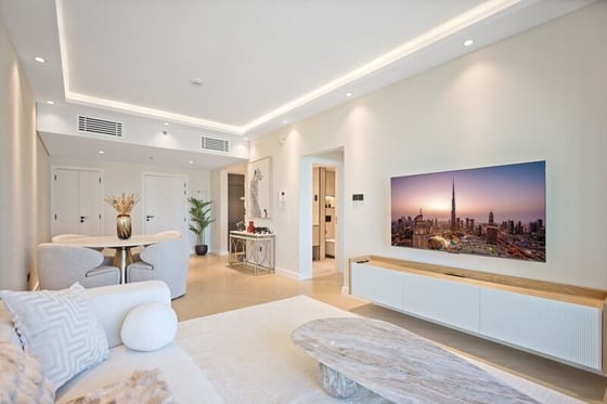 Fully Upgraded | High Floor | Vacant Now, picture 2