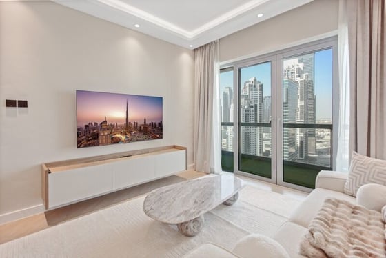 Fully Upgraded | High Floor | Vacant Now, picture 3