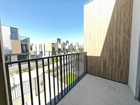 Exclusive | Brand New | Big Layout | Vacant, picture 18