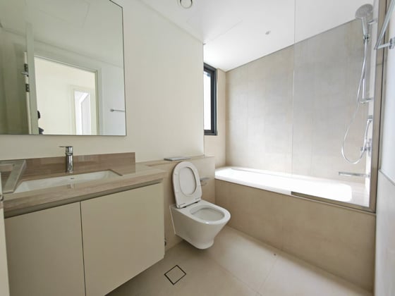 Exclusive | Brand New | Big Layout | Vacant, picture 16
