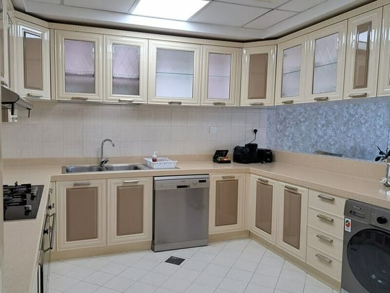 Bills Included | Serviced | Great Location, picture 15