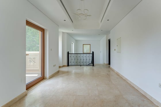 Unique Architecture | Spacious | Huge Garden, picture 18
