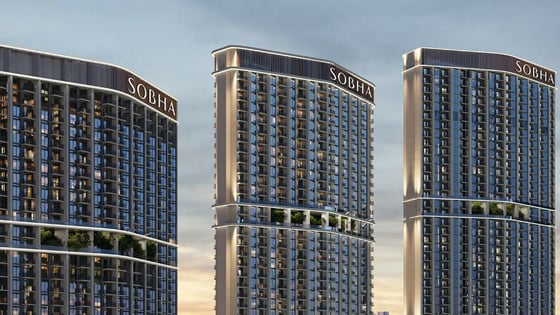 Rare Huge Layout | Landmark and Water Views, picture 7