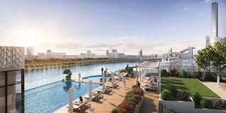 Rare Huge Layout | Landmark and Water Views, picture 3