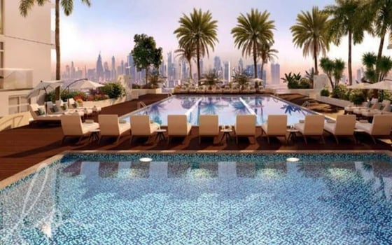 Rare Huge Layout | Landmark and Water Views, picture 8