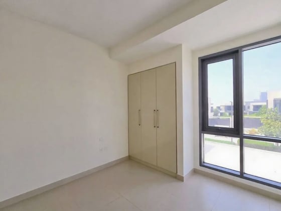 Corner Plot | Well Maintained | Single Row, picture 5
