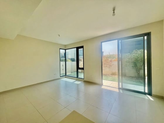 Corner Plot | Well Maintained | Single Row, picture 2