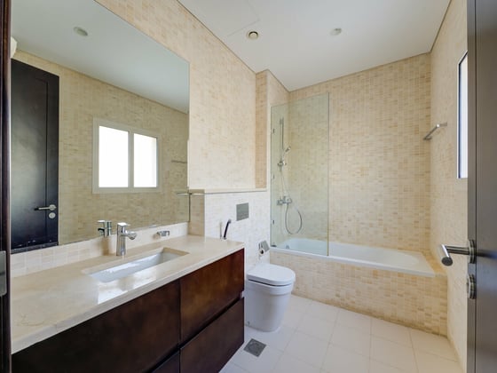 Golf Community | Vacant | Spacious Garden, picture 11