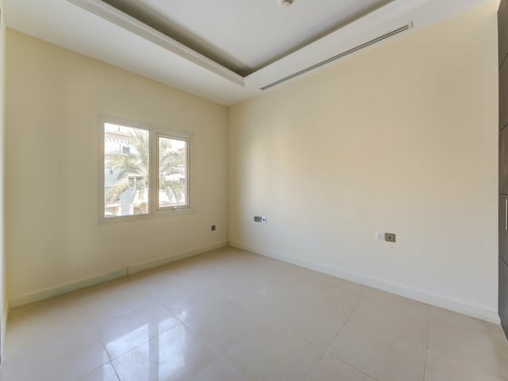 Golf Community | Vacant | Spacious Garden, picture 9