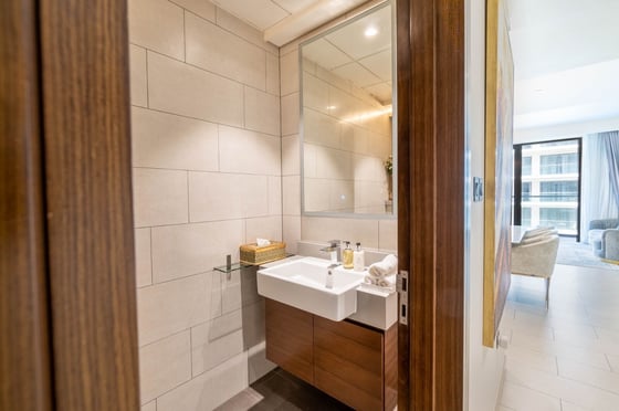 Upgraded Elegant Vastu | Ready to Move In, picture 9