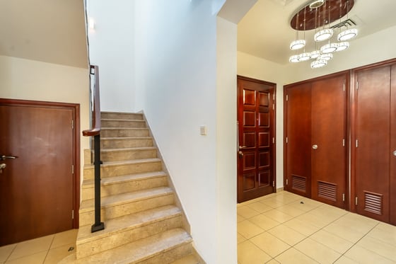 Best Priced | Walk to School | Vastu...., picture 7