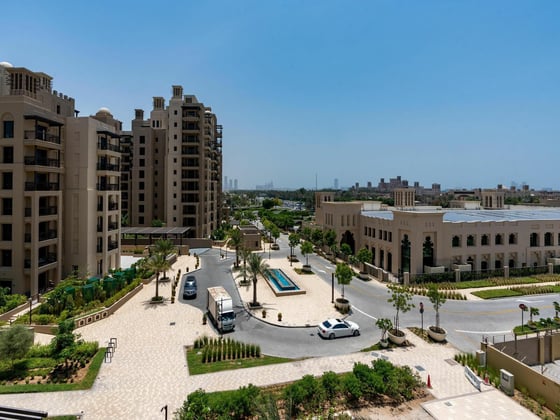 Tenanted | Burj Al Arab View | Fully Furnished, picture 2