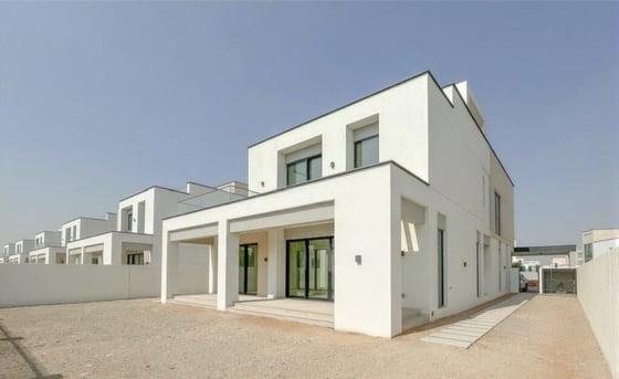 Brand New | Vacant | Contemporary Elegance, picture 11