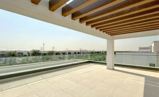 Brand New | Vacant | Contemporary Elegance, picture 10