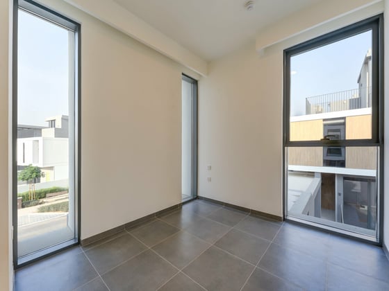 Single Row  |  Spacious  |  Modern Luxury, picture 13